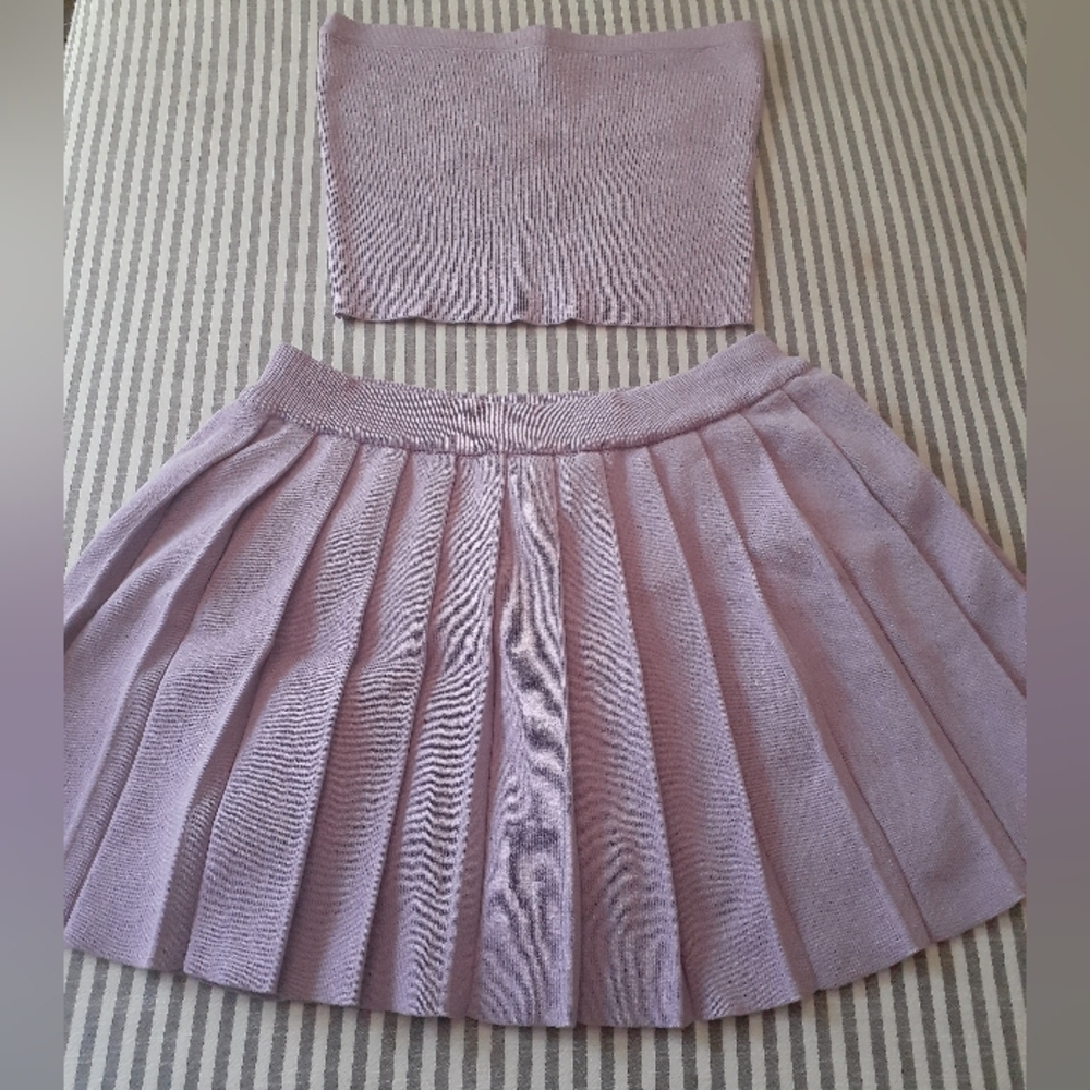NWOT Daisy bandeau and pleated skirt set.